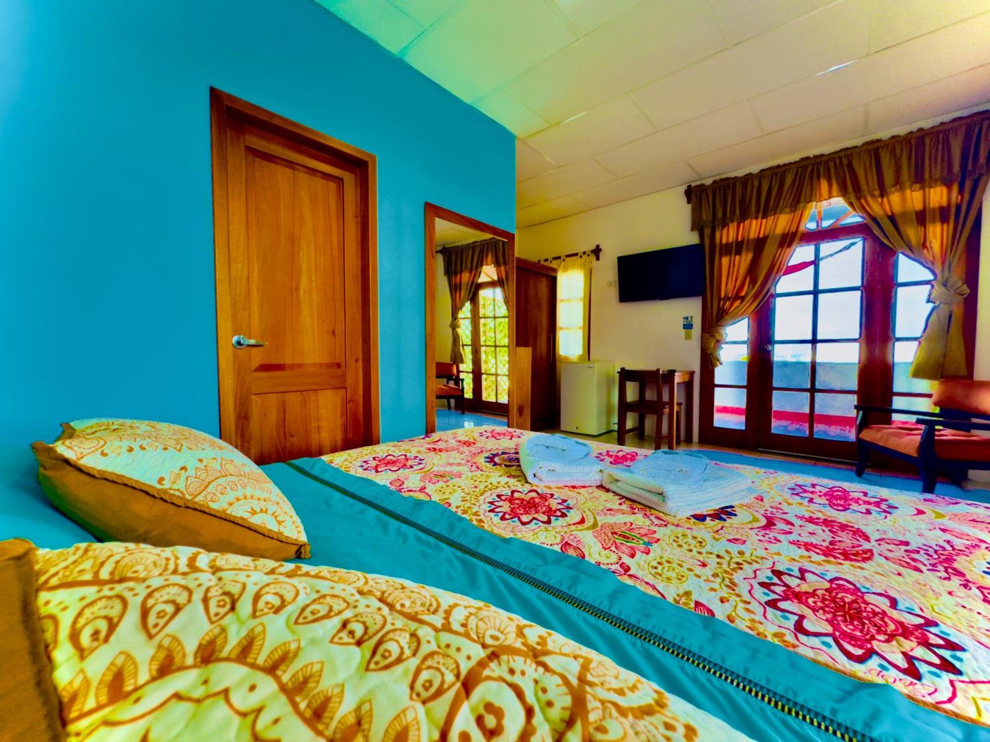 The Galapagos Pearl B&B Puerto Ayora  Exterior foto